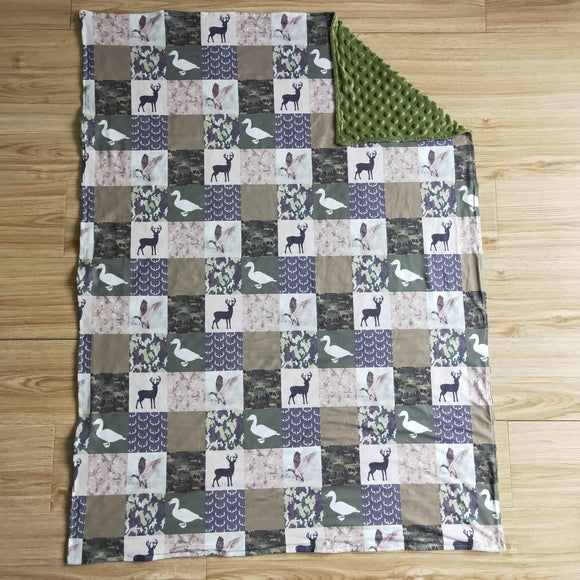Jungle Hunting Deer Plaid Camo Green Blankets